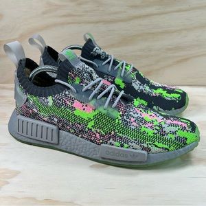 Adidas Boost Nitro R1 Primeknit Hyper Pop Mens Shoes Low Top Sneakers